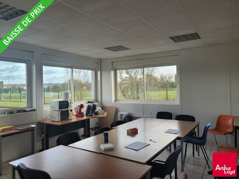 Local d’activités dans Allonnes à louer - Photo intérieure – Image 3 sur 5