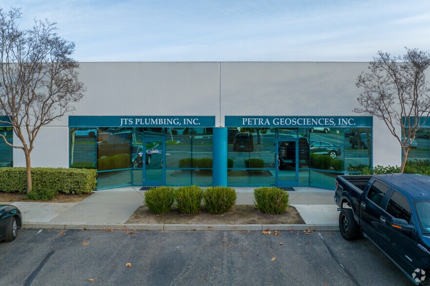 40880 County Center Dr, Temecula, CA à vendre - Photo de l’immeuble – Image 2 sur 6