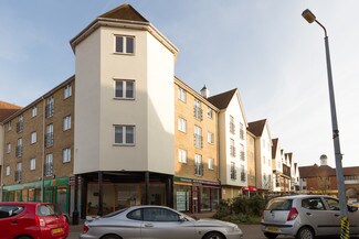Plus de détails pour 1-3 Brickfields Rd, South Woodham Ferrers - Local commercial à louer