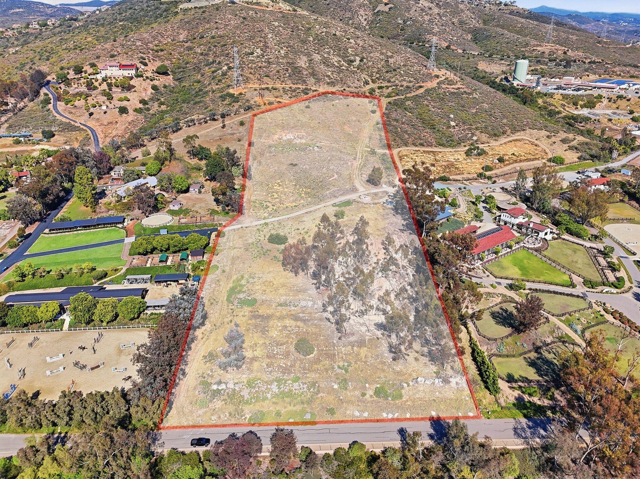 Via De Las Flores, Rancho Santa Fe, CA à vendre Photo de l’immeuble– Image 1 sur 9