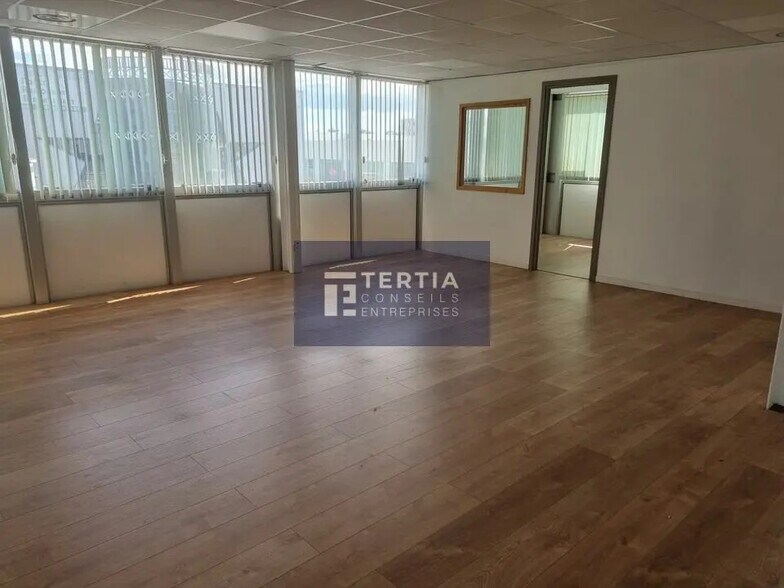 Bureau dans Montpellier à louer - Photo de l’immeuble – Image 2 sur 5