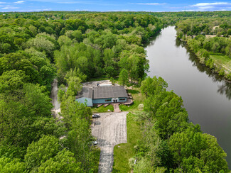 Plus de détails pour 15437 N Red Bud Trl, Buchanan, MI - Local commercial à vendre