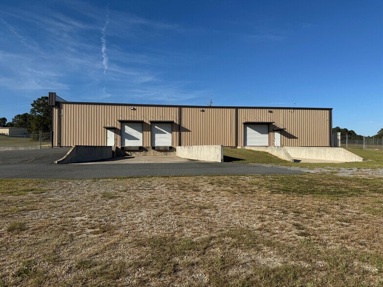 628 Industrial Park Rd, Roberta, GA à louer - Photo de l’immeuble – Image 2 sur 12