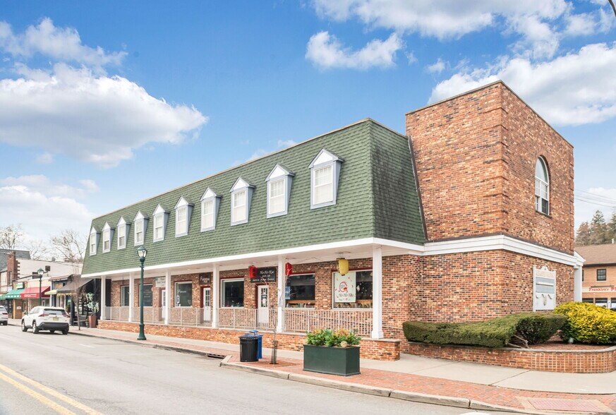 31 Sheridan Ave, Ho Ho Kus, NJ à louer - Photo de l’immeuble – Image 1 sur 8