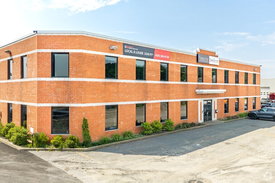 1180-1190 Rue Lévis, Terrebonne, QC à louer - Photo de l’immeuble – Image 3 sur 6