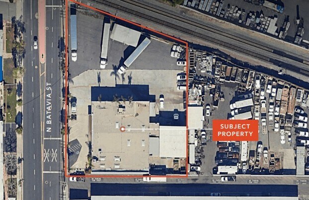 601 N Batavia St, Orange, CA à louer - Photo de l’immeuble – Image 1 sur 2