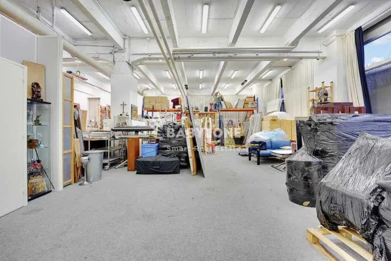 Local d'activités dans Les Lilas à vendre - Photo de l’immeuble – Image 2 sur 4