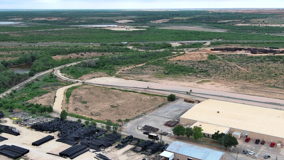 700 Anna St, Big Spring, TX à vendre - Photo de l’immeuble – Image 3 sur 15