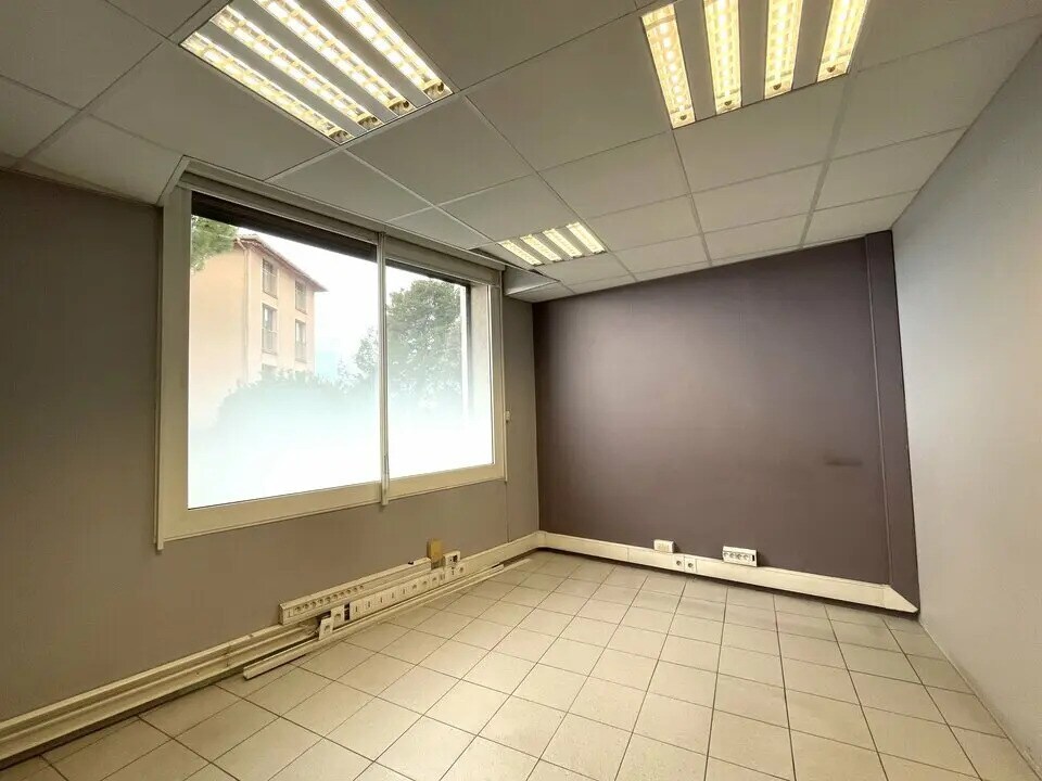 Bureau dans Saint-Jeannet à louer Photo intérieure– Image 1 sur 10