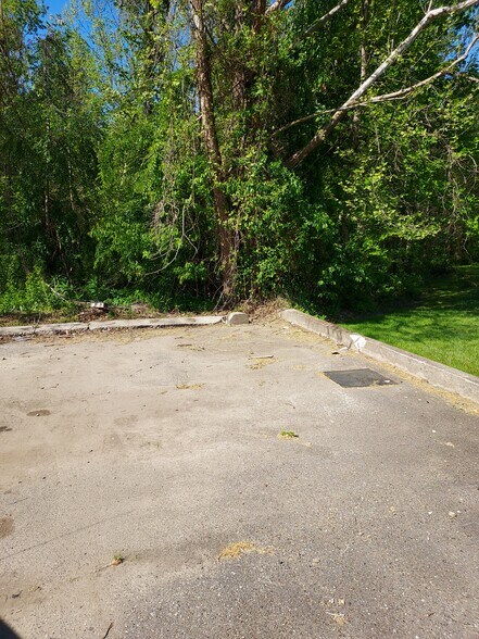 0 Catawba River Rd., Old Fort, NC à vendre - Photo de l’immeuble – Image 3 sur 6