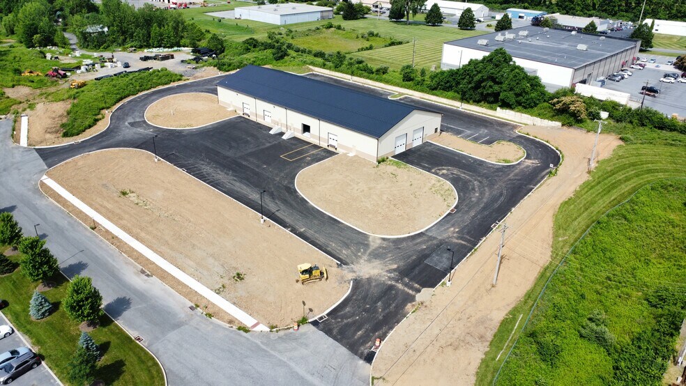 5240 Silo dr, Whitehall, PA à louer - Photo de l’immeuble – Image 3 sur 17