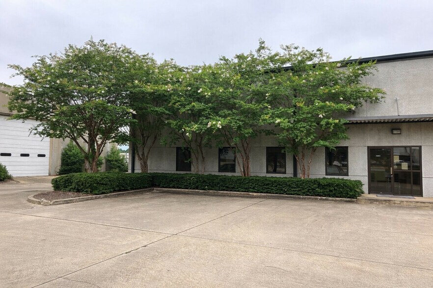 3230 Thomason Ave, Montgomery, AL à louer - Photo de l’immeuble – Image 2 sur 9