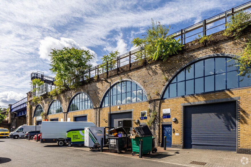 Rotherhithe New Rd, Londres à louer - Photo de l’immeuble – Image 3 sur 4