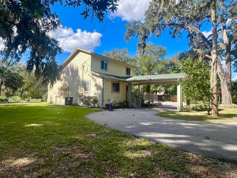 2455 Ark Academy Ct, Sanford, FL à vendre - Photo de l’immeuble – Image 3 sur 33