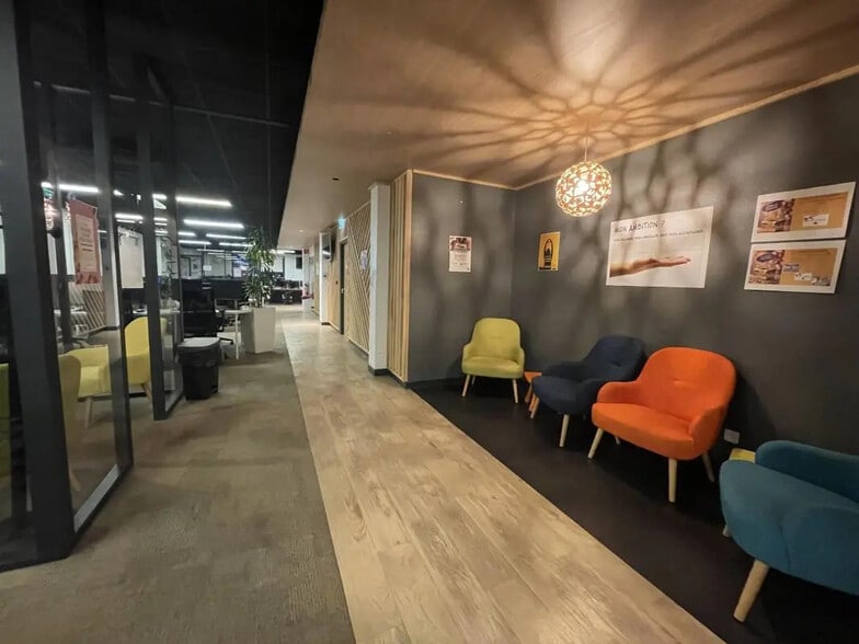 Bureau dans Douai à louer - Photo de l’immeuble – Image 3 sur 6