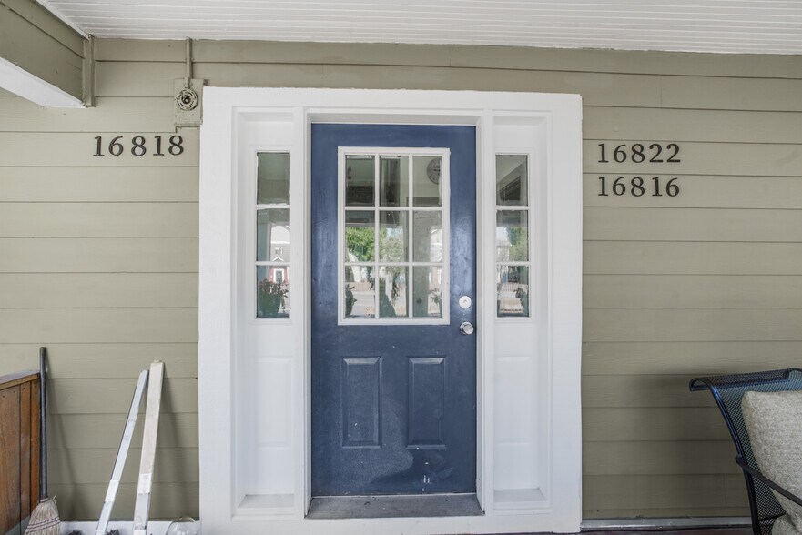 16816 SE Stark St, Portland, OR à vendre - Photo de l’immeuble – Image 2 sur 13