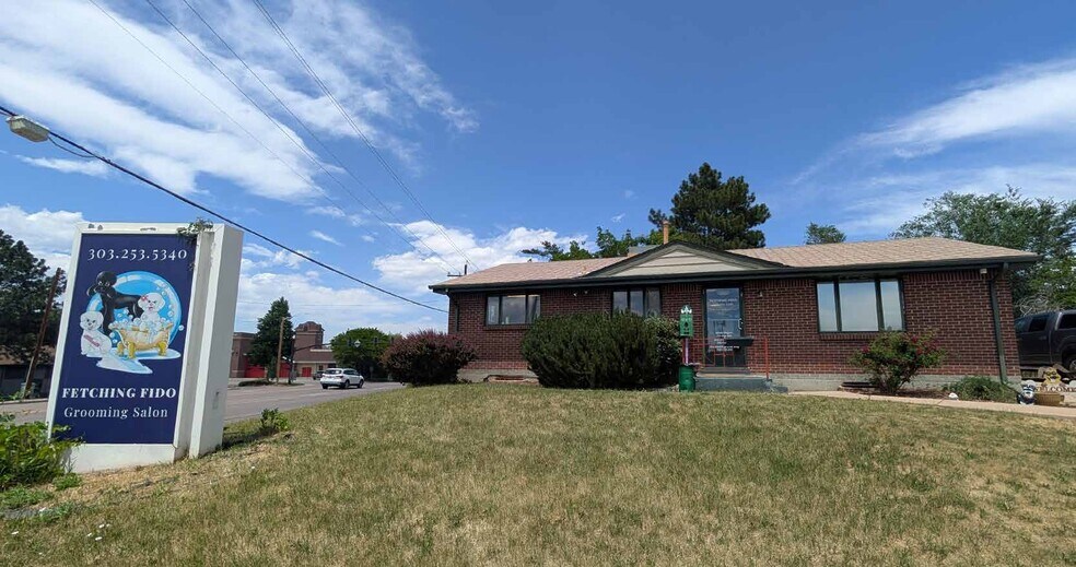 6590 S Broadway, Centennial, CO à vendre - Photo de l’immeuble – Image 2 sur 3