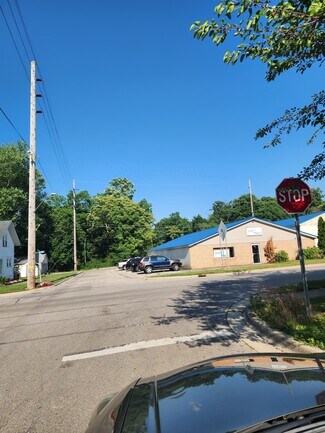 Plus de détails pour 701 S Red Bud Trl, Buchanan, MI - Local commercial à vendre