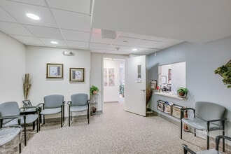 4701 Randolph Rd, Rockville, MD à louer Photo intérieure– Image 2 sur 29