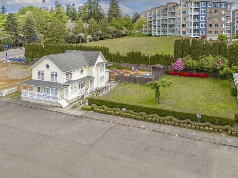 21616 7th Place S, Des Moines, WA à vendre - Photo de l’immeuble – Image 3 sur 10