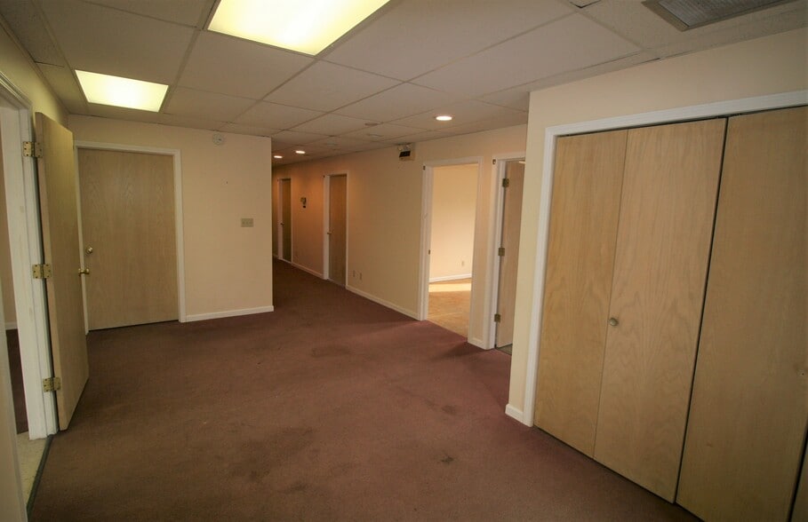 1091 Central Ave, Wabash, IN à vendre - Photo intérieure – Image 3 sur 7