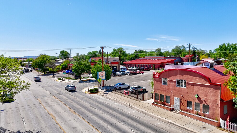 310 E Main St, Cortez, CO à vendre - Photo de l’immeuble – Image 1 sur 18