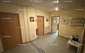Bureau dans Gouvieux à vendre Photo intérieure– Image 1 sur 8