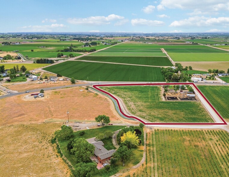 19769 Karcher Rd, Caldwell, ID à vendre - Photo de l’immeuble – Image 2 sur 4