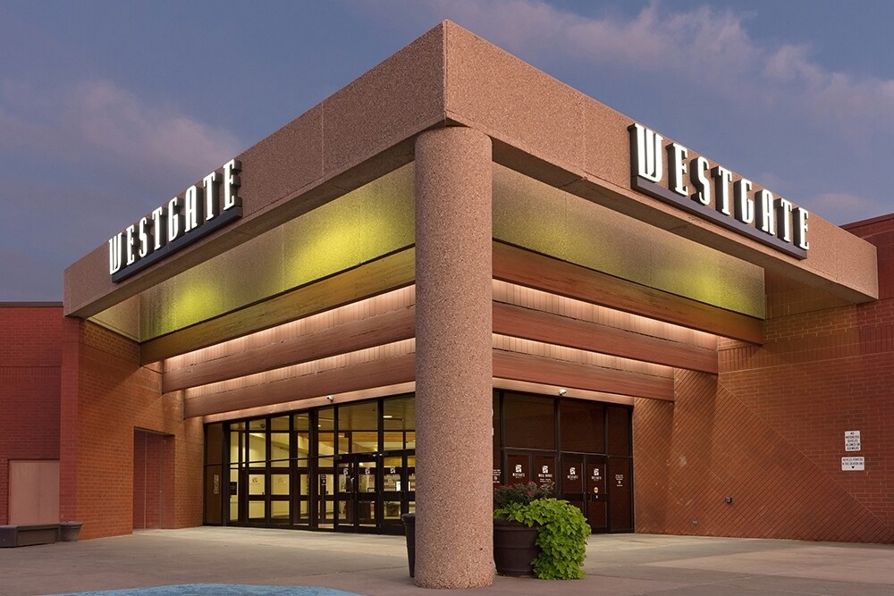 7701 W Interstate 40, Amarillo, TX à louer Photo principale– Image 1 sur 4