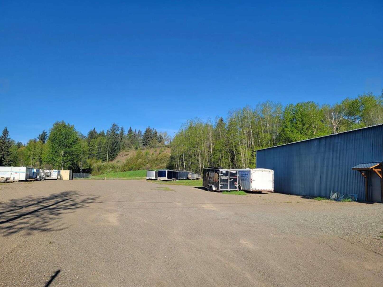 3505 Pierreroy Rd, Prince George, BC à louer Photo principale– Image 1 sur 7