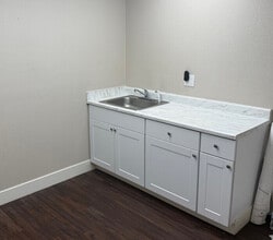 5412 N Palm Ave, Fresno, CA à louer Photo intérieure– Image 1 sur 3
