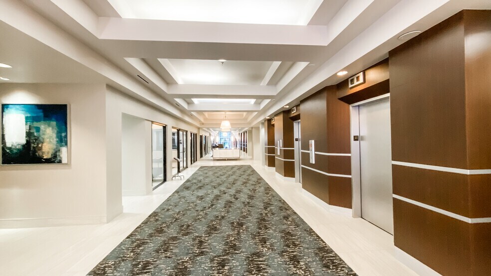 121 W Forsyth St, Jacksonville, FL à louer - Photo intérieure – Image 3 sur 14