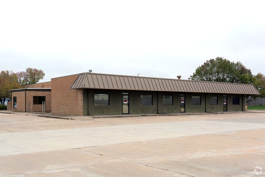 3300 S Aspen Ave, Broken Arrow, OK à vendre - Photo de l’immeuble – Image 2 sur 5