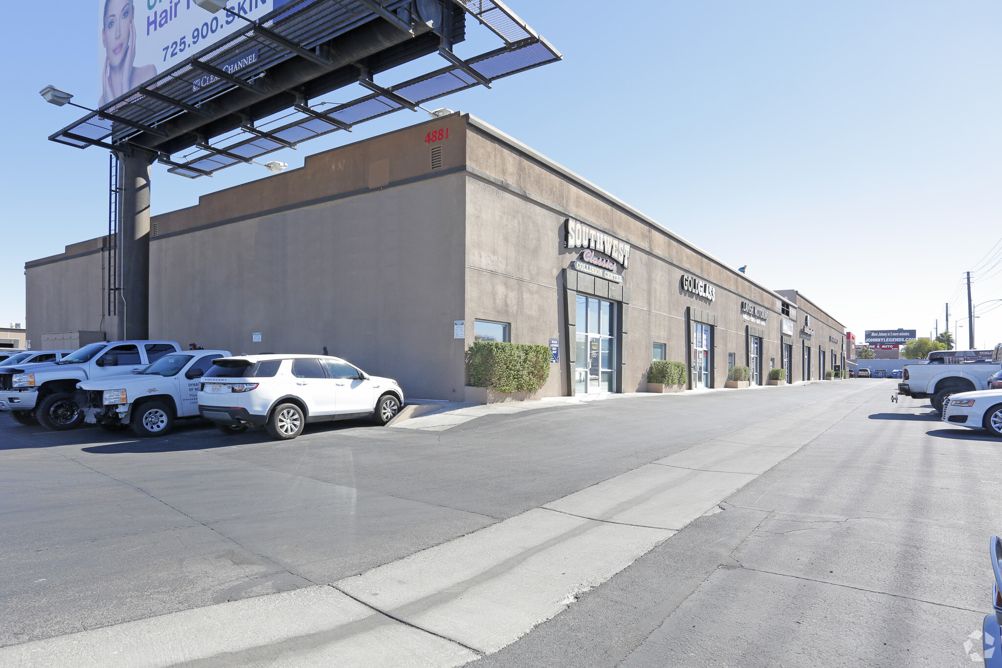 4881 W Hacienda Ave, Las Vegas, NV à louer Photo principale– Image 1 sur 6
