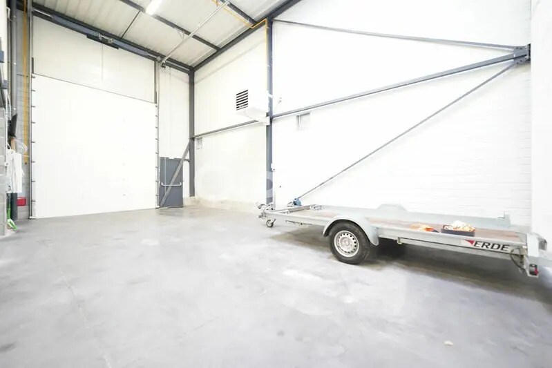 73 Rue Mathieu Dussurgey, Saint-Fons à louer - Photo de l’immeuble – Image 3 sur 13