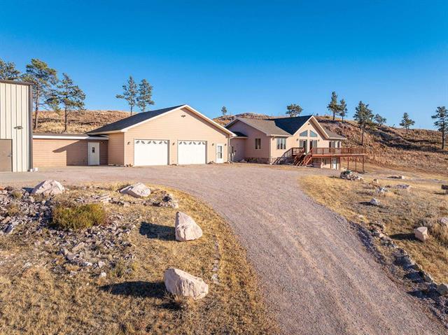 28006 Cascade Rd, Hot Springs, SD à vendre Photo de l’immeuble– Image 1 sur 11