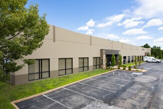Plus de détails pour 11695-11699 Lakeside Crossing Ct, Saint Louis, MO - Industriel/Logistique à louer