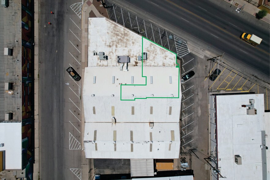 140 N Cotton St, El Paso, TX à louer - Photo de l’immeuble – Image 2 sur 28