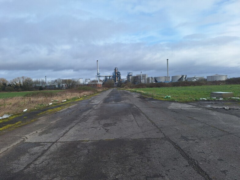 West Rd, Hooton à louer - Photo de l’immeuble – Image 3 sur 8