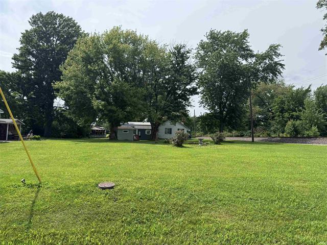 211 N Center St, Princeton, IN à vendre - Photo de l’immeuble – Image 2 sur 2