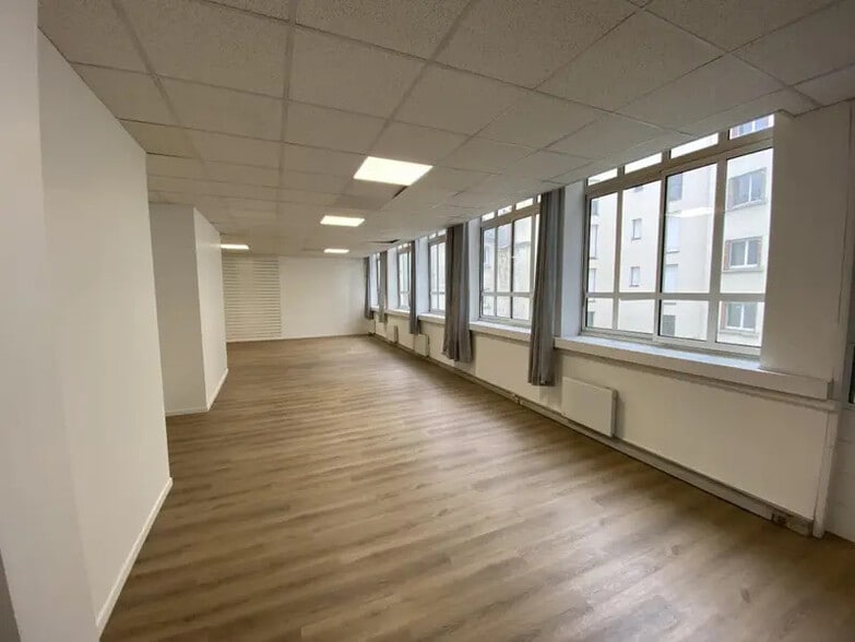 Bureau dans Paris à louer - Photo de l’immeuble – Image 3 sur 6