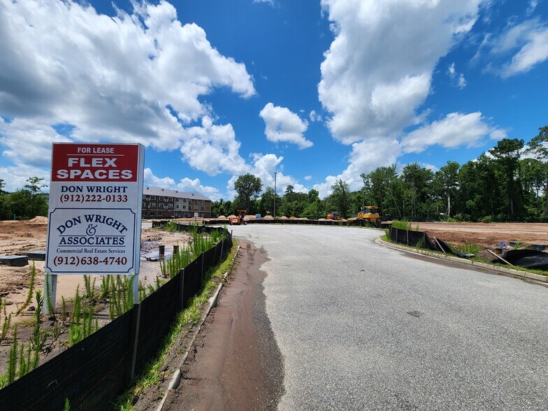 3 Alpine Ct, Brunswick, GA à louer - Photo de l’immeuble – Image 3 sur 5