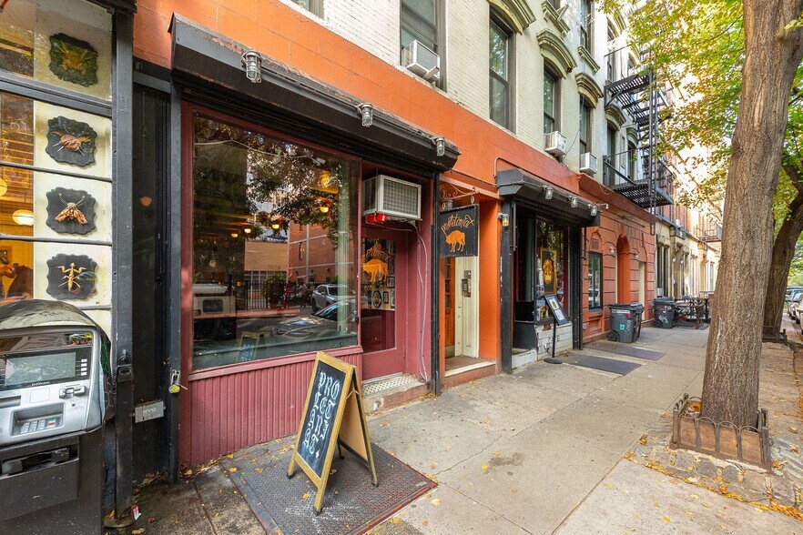 21-23 E Seventh St, New York, NY à vendre - Photo de l’immeuble – Image 3 sur 13