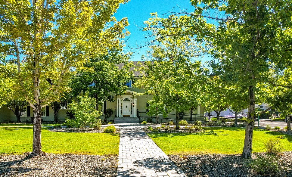 5371 Kietzke Ln, Reno, NV à vendre - Photo de l’immeuble – Image 2 sur 28