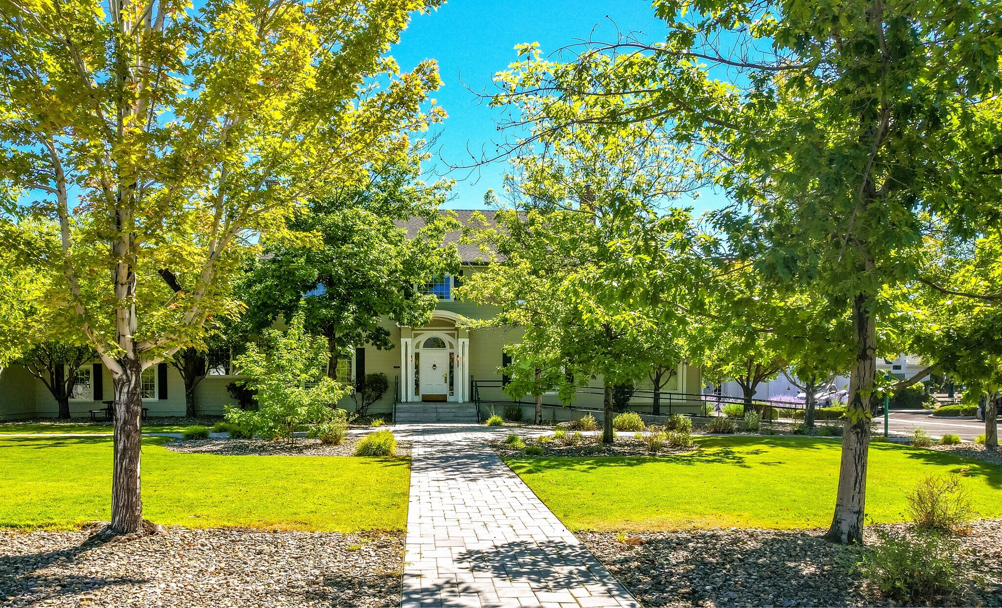 5371 Kietzke Ln, Reno, NV à louer Photo de l’immeuble– Image 1 sur 30