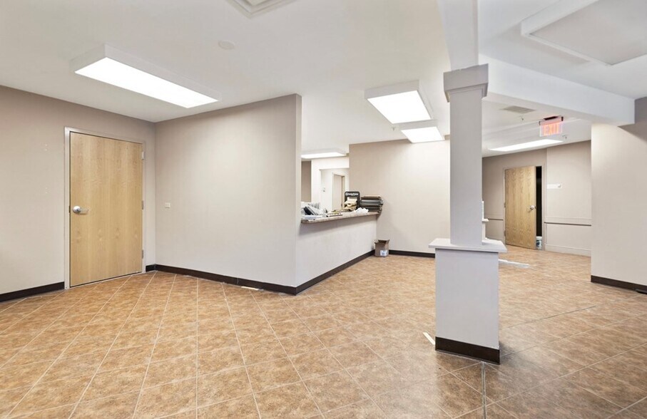 421 Memorial Dr, Hazard, KY à vendre - Photo de l’immeuble – Image 3 sur 7