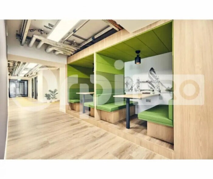 Bureau dans Gentilly à louer - Photo de l’immeuble – Image 2 sur 11