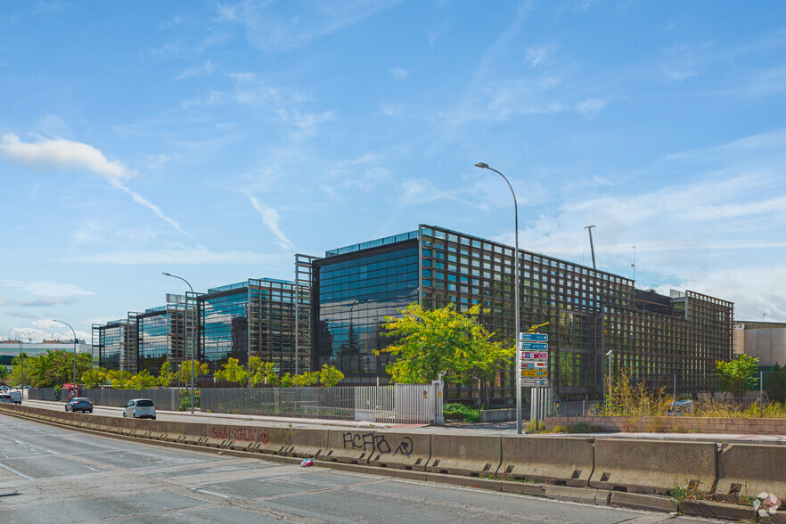 Avenida Industria, 4, Alcobendas, Madrid à vendre - Photo principale – Image 1 sur 4