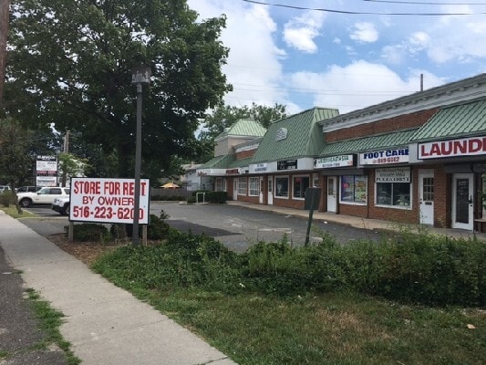 130-144 Route 109, West Babylon, NY à louer - Photo de l’immeuble – Image 2 sur 8