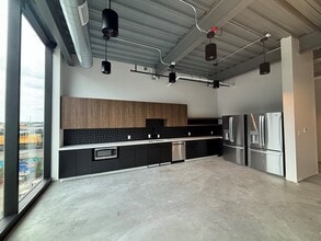 4201-4221 Brighton Blvd, Denver, CO à louer Photo intérieure– Image 2 sur 11